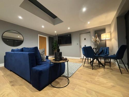 sheffield apartment sleeps4 parking hottub