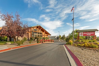 best western plus mccall lodge and suites