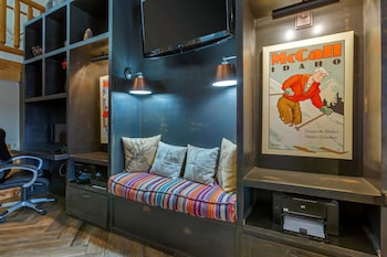 best western plus mccall lodge and suites