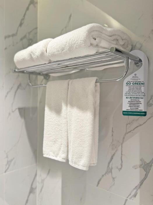 beverly mountain bay trademark collection by wyndham