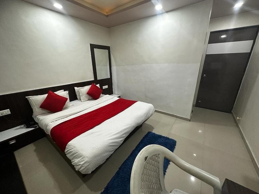 hotel capital