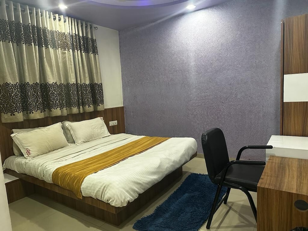 hotel capital