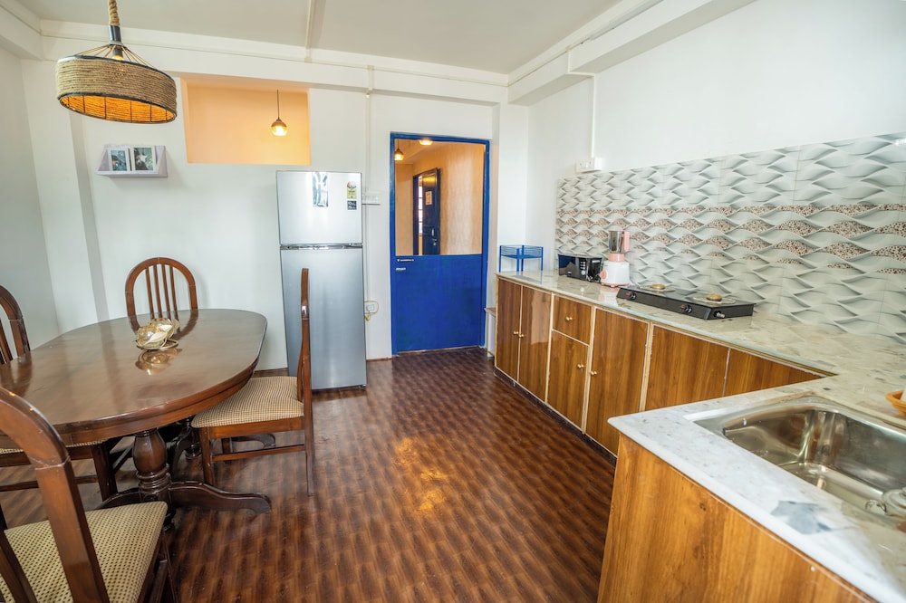 monratino the snow roost