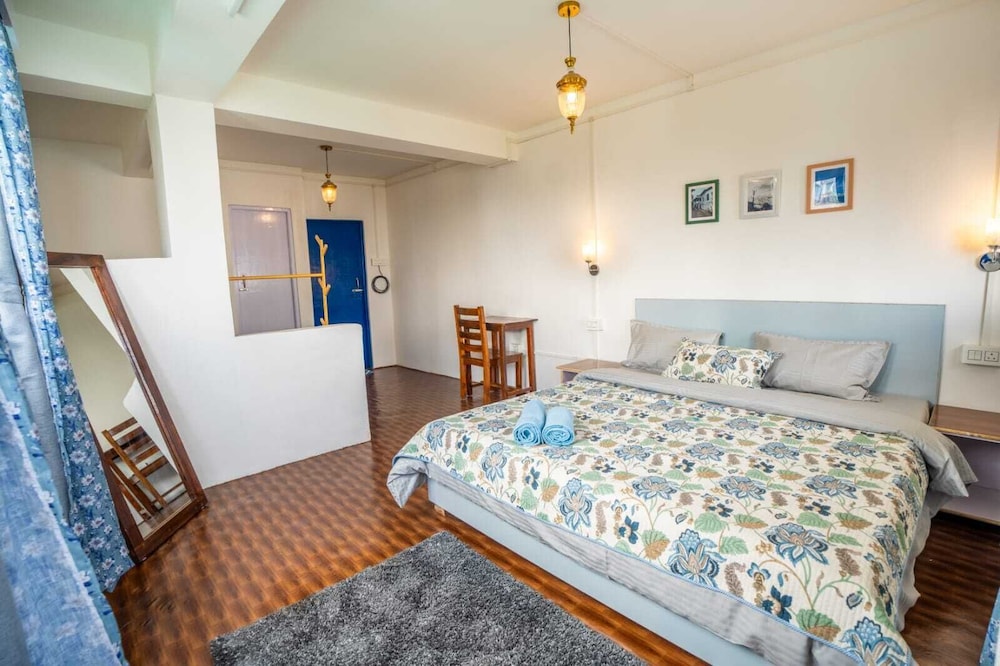 monratino the snow roost