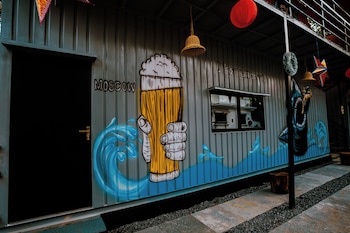 Half Orange Hostel,,2 star