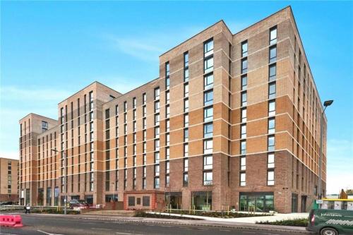 Cozy 1 Bed Apartmrnt Luton Airport,,3 star