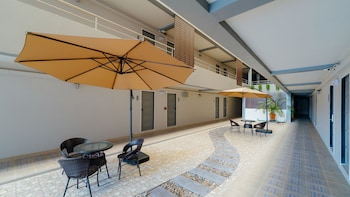 b2 chiang rai resort boutique and budget hotel