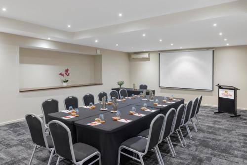 hotel grand chancellor melbourne