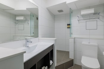 hotel grand chancellor melbourne