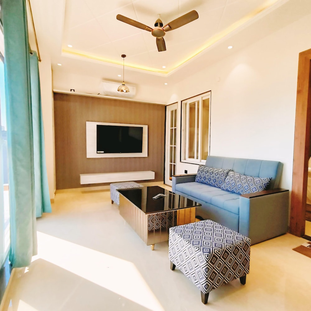 the neeraj marine ganga stays