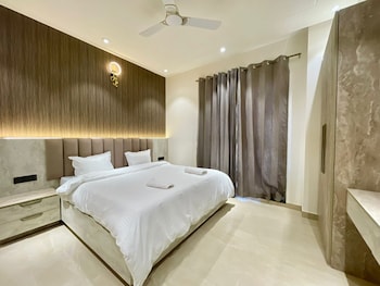 the neeraj marine ganga stays