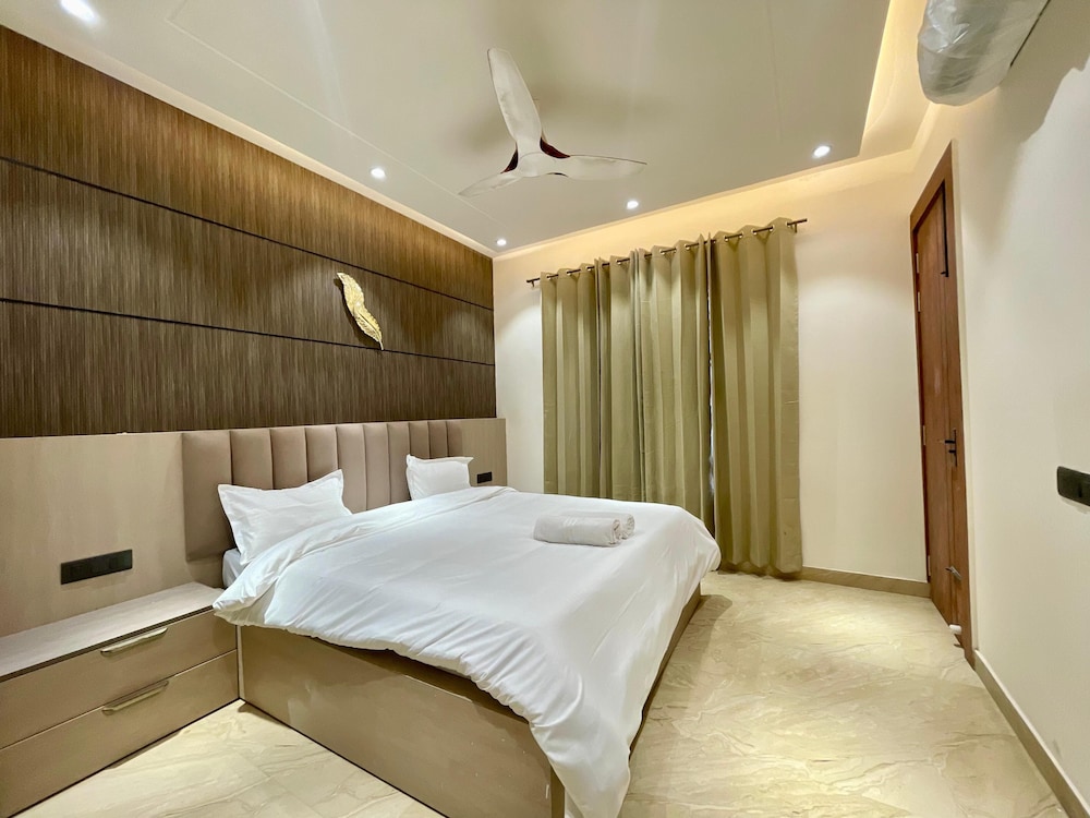 the neeraj marine ganga stays