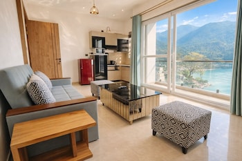 the neeraj marine ganga stays