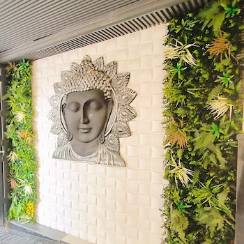 the neeraj marine ganga stays