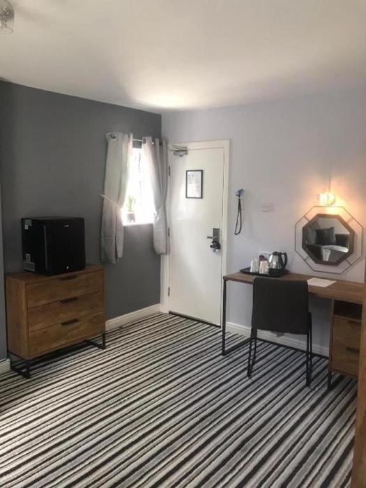 dancenter east midlands airport