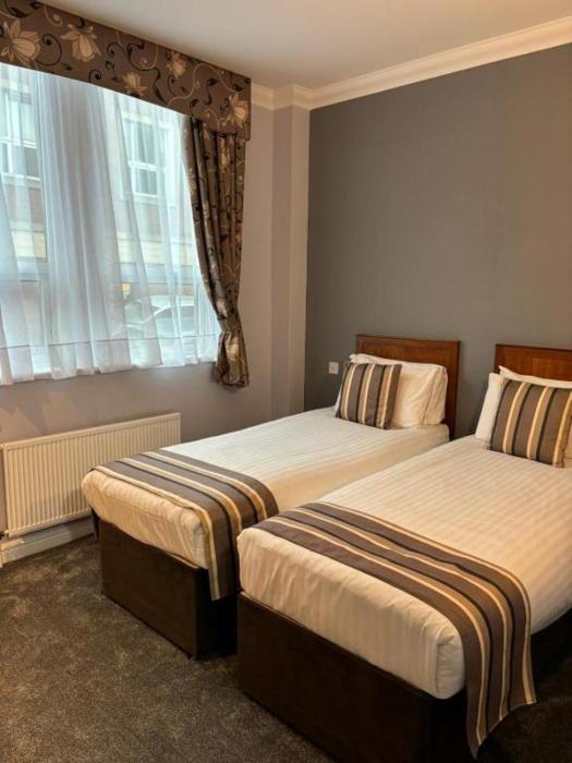 dancenter east midlands airport