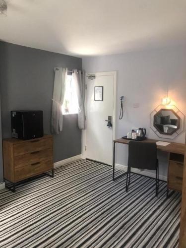 dancenter east midlands airport