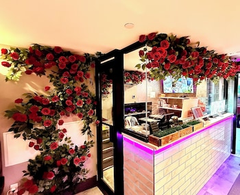 rose hotel bronx