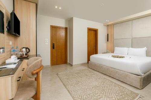 tiye pyramids hotel