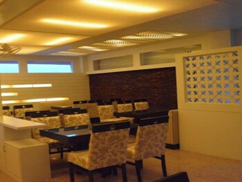 hotel grand eagle near jecc sitapura