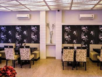 hotel grand eagle near jecc sitapura