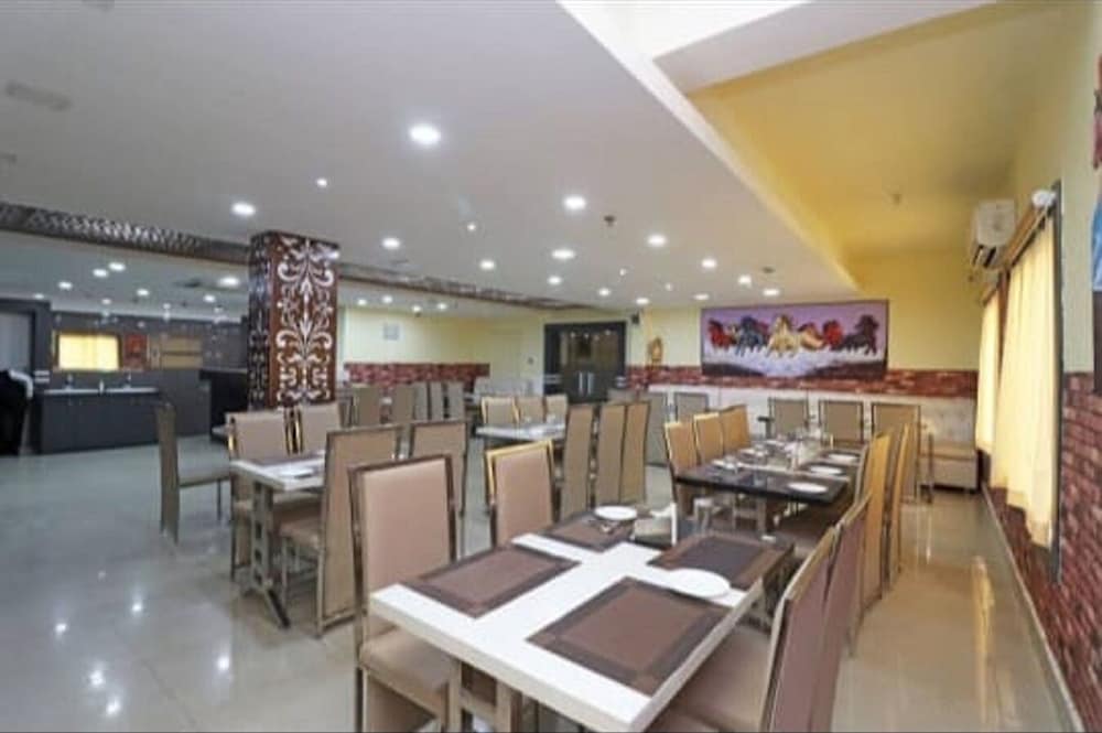 hotel opulence kalinga