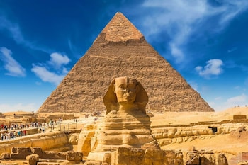 hapi pyramids hotel