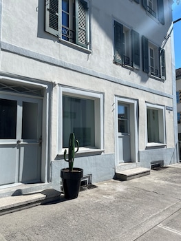 nimbuzzz apartments