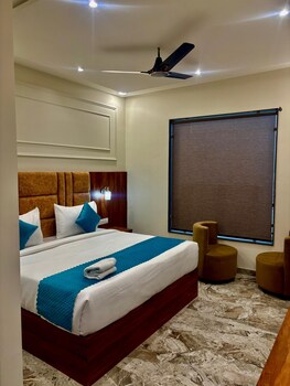 hotel majestic heights