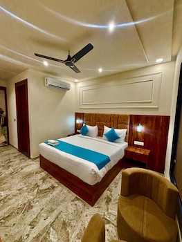 hotel majestic heights