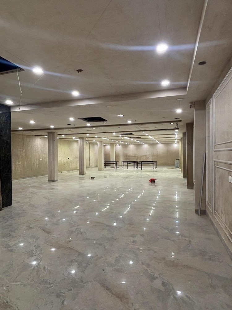 hotel majestic heights