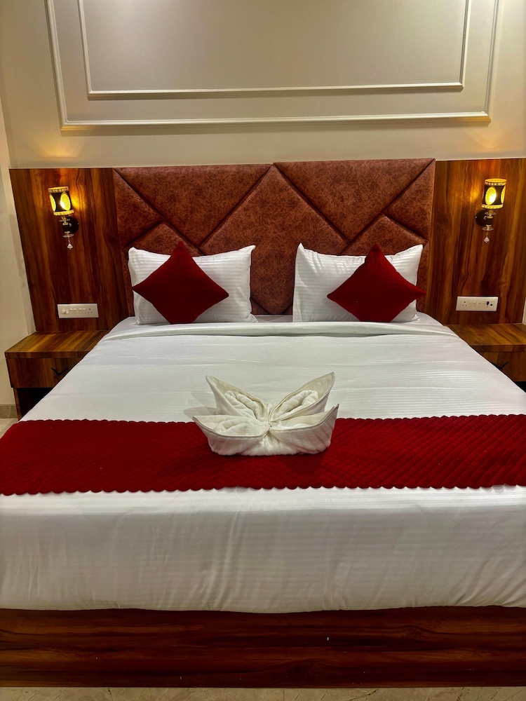hotel majestic heights