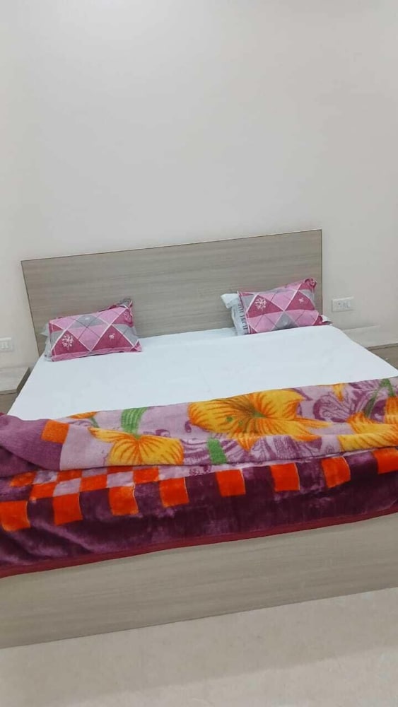 hk jaiswal sabha kumbh guest house