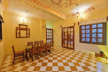 tryambakam villa