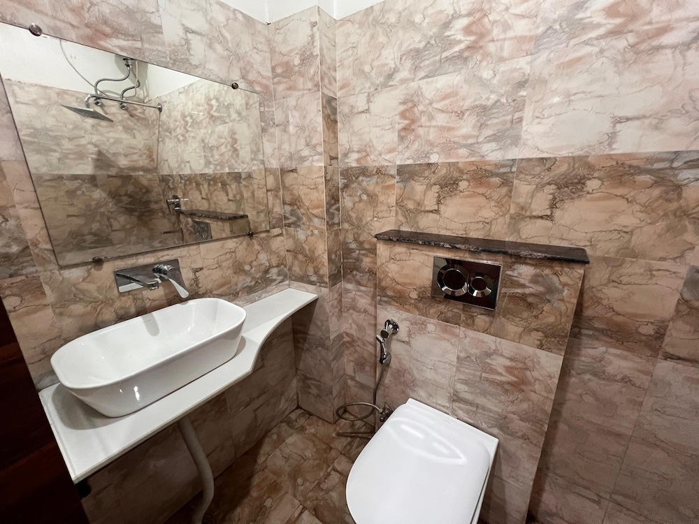 hotel ganges majestic