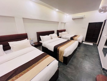 Hotel Ganges Majestic,,3 star