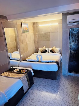 Hotel Ganges Majestic,,3 star