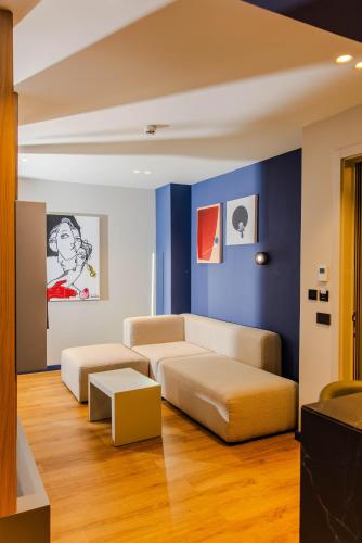 si hotel