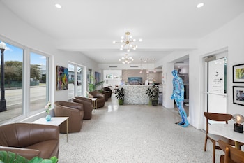 The New Yorker Miami Hotel,Miami>>Brickell,2 star