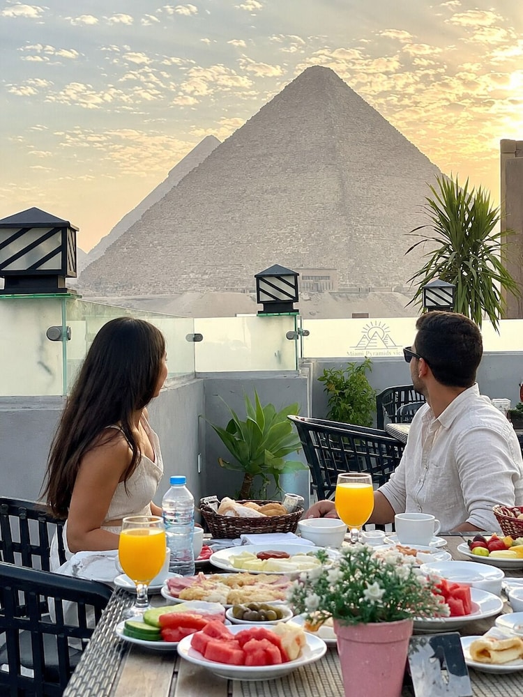 miami pyramids view