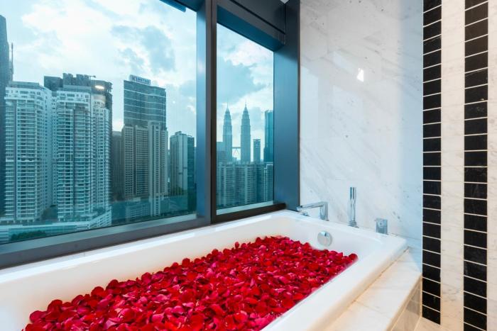 moonway luxury suites at eaton residence