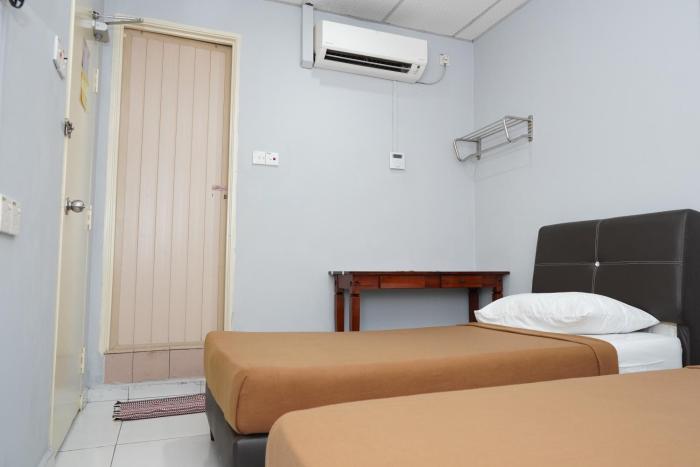 hotel sixty nine