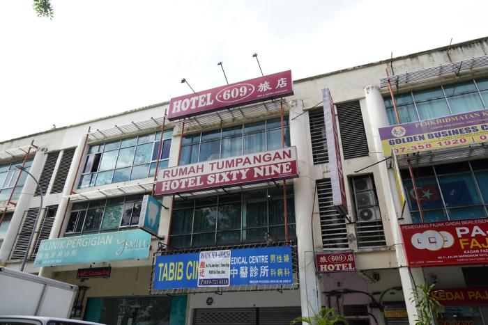 hotel sixty nine