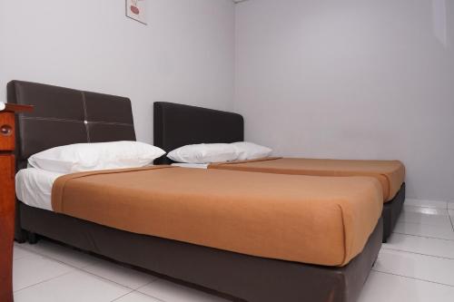 hotel sixty nine