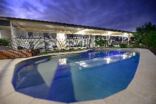 Oaks Middlemount Suites,Capricorn>>Capella,4 star