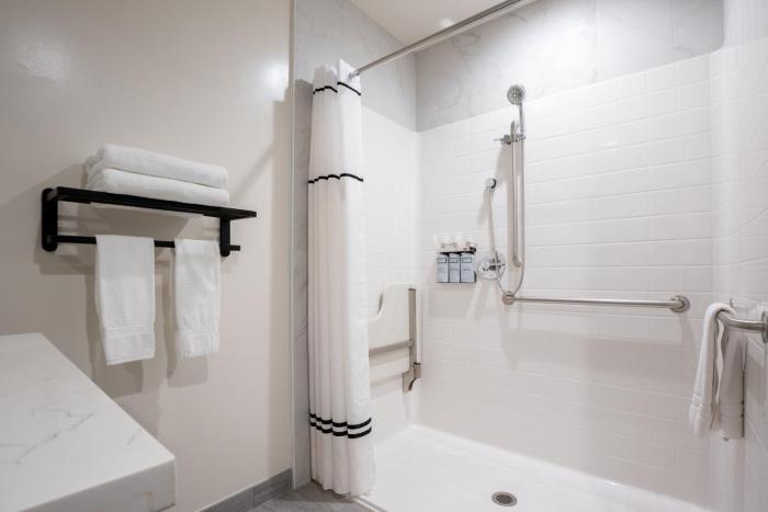 kins hotel