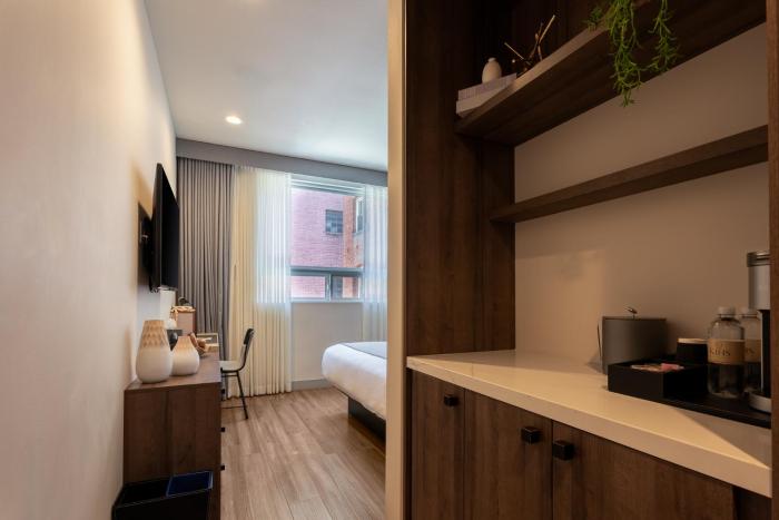 kins hotel