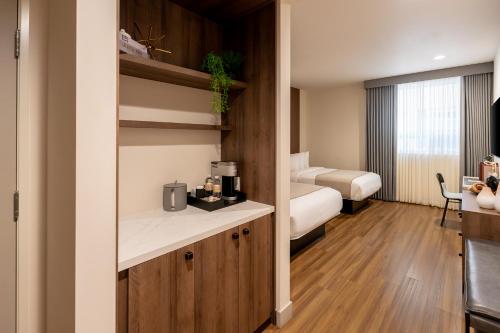 kins hotel