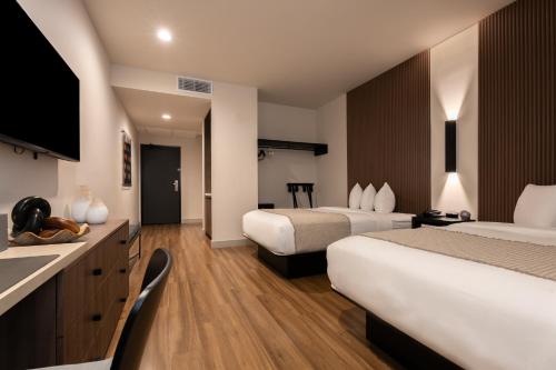 kins hotel