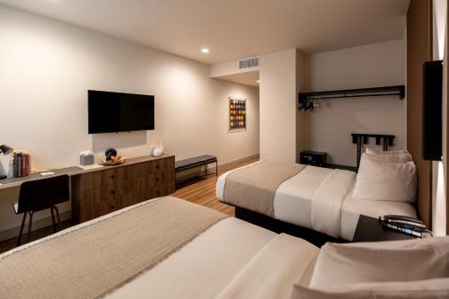 kins hotel